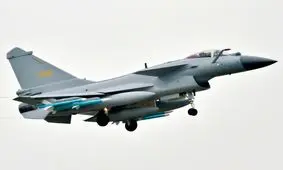 بررسی اظهارات مبهم مقامات پکن/ جنگنده‏‌های چینی در راه ایران؟