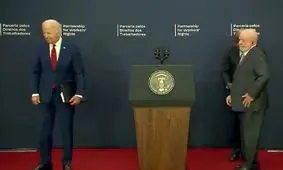 سوتی جدید بایدن؛ او با رئیس جمهور برزیل دست نداد!/ ویدئو

