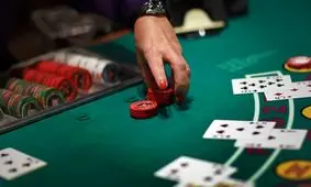 میز قمار رکن ثابت سینما/ الگوی بازیگران برای پرداخت بدهی تا سودای پولدار شدن