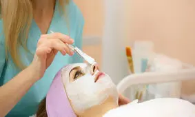 برای فیشال و تراپی پوست به کجا مراجعه کنیم؟