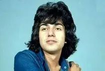 سفر در زمان؛ «فرزان دلجو» بازیگر قبل انقلاب در جشن تولد 67 سالگی اش؛ سال 99/ عکس
