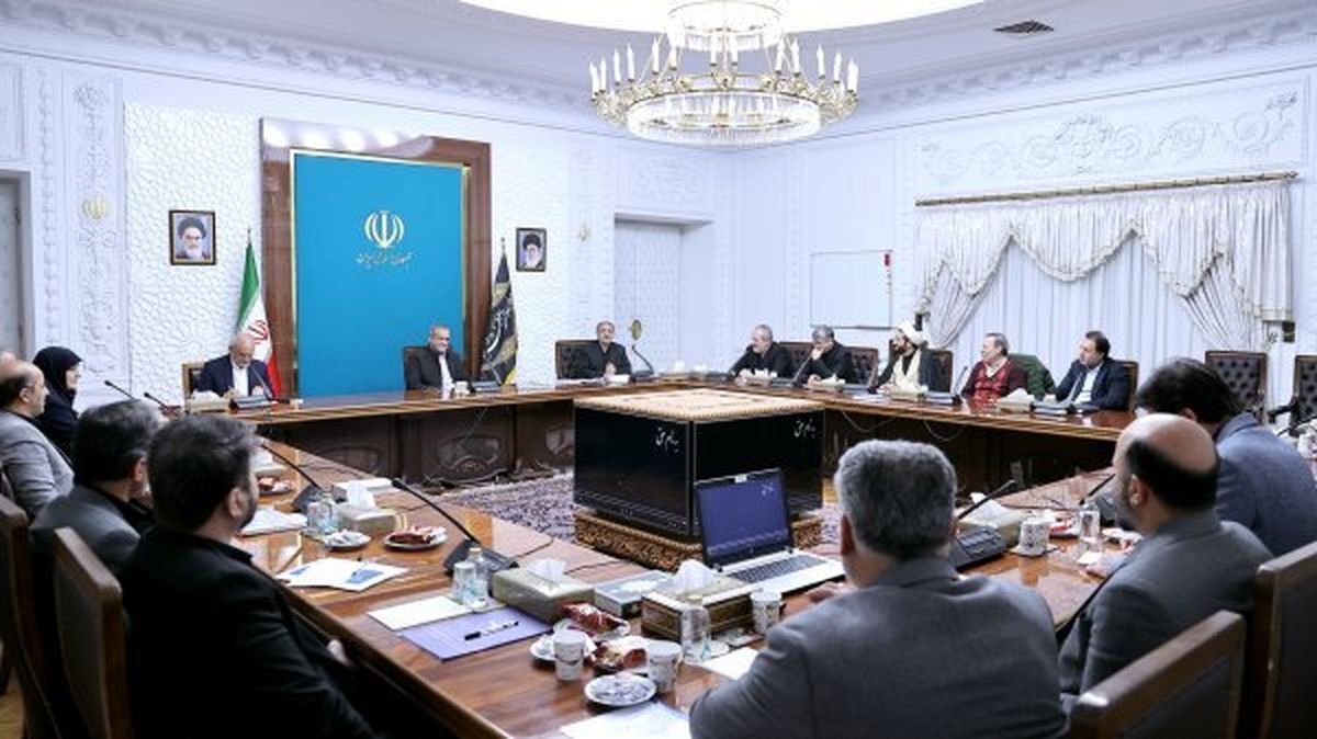 ۷ توصیه پزشکیان برای تحقق اهداف دولت در نظام آموزش کشور


