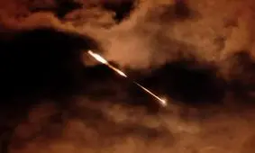 موج جدید حملات موشکی و پهپادی به کویت/ شنیده شدن انفجارهای شدید در بحرین/ پایگاه آمریکایی «علی السالم» هدف قرار گرفت