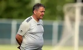 مجلس به دنبال تغییر سرمربی تیم ملی فوتبال است

