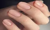 ناخن بی رنگ ترند شد/ عکس