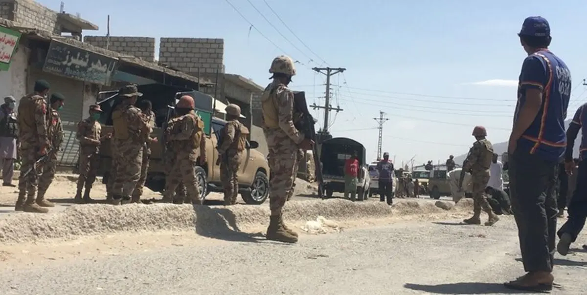 کشته شدن 5 نظامی پاکستان در تیراندازی افراد مسلح در مرز افغانستان

