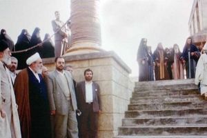 بازدید خانوادگی رهبر انقلاب از یک سریال 