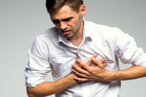 چگونه بفهمیم درد سینه از قلب است یا معده؟