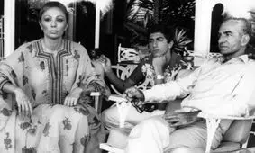 تظاهرات دانش آموزان دختر جنوب شهر تهران علیه مدارس مختلط/ محمدرضا پهلوی به رادیو آلمان: تا یکماه دیگر به ایران باز می گردم

