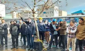 تجمع دانشجویان به منظور مطالبه تعیین دستمزد عادلانه برای کارگران/ ویدئو