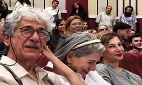 واکنش ها به تذکر مادر لیلی رشیدی به او در یک مراسم رسمی/ آن اندازه که این حاشیه ای که احترام برومند ساخت موجب حرف و حدیث شده، خود بزرگداشت شاه‌محمدلو دیده نشده است!/ ویدئو