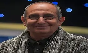 فرهاد آئیش: نقشم در «موسی کلیم الله» را با صدای زنانه تمرین می‌کردم/ویدیو