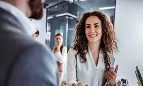 روانشناسان افسانه رایج در مورد اولین تاثیر را رد می‌کنند