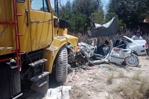 ۳ کشته و یک زخمی در برخورد کامیون با پراید در جاجرم