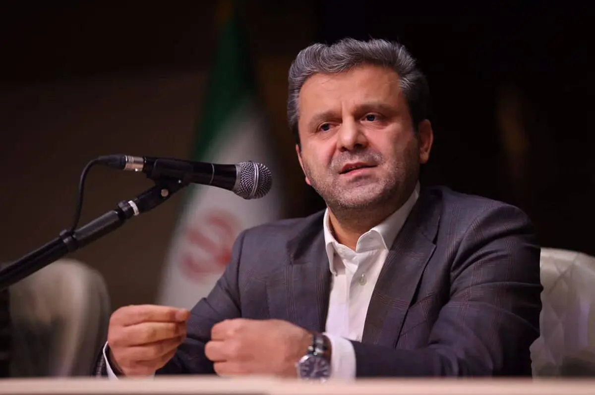 نشست سرپرست و رئیس هیأت مدیره بانک آینده با جمعی از سهامداران