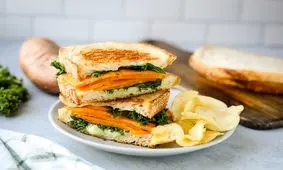 طرز تهیه پنینی مرغ و سیب‌ زمینی