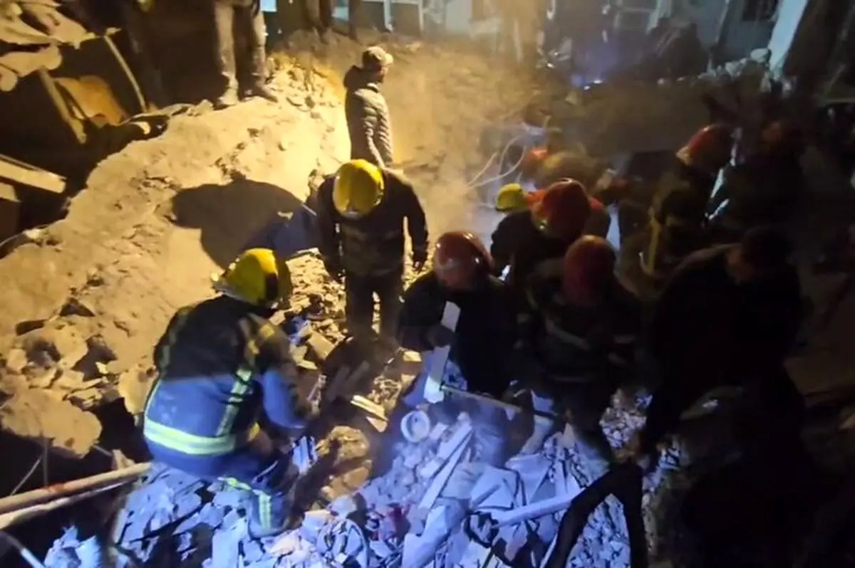 ۶ شهید و ۹ مجروح در پی حمله آمریکایی-صهیونی به منازل مسکونی در تبریز
