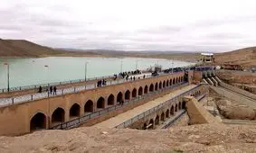 با تخریب پل، ۱۲ نفر از ارتفاع حدود ۵ متری در سد فریمان سقوط کردند
