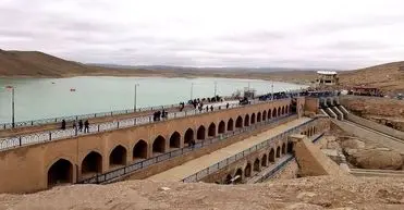 با تخریب پل، ۱۲ نفر از ارتفاع حدود ۵ متری در سد فریمان سقوط کردند
