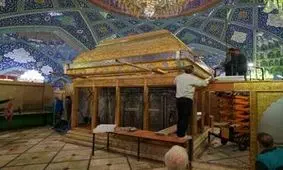 انتشار فیلم نصب ضریح حضرت رقیه (س) برای نخستین بار/ ویدئو