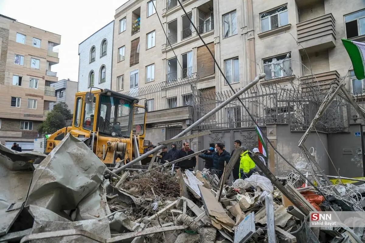 دادگستری لارستان در حین ارائه خدمت قضایی به مردم هدف حمله دشمن قرار گرفت

