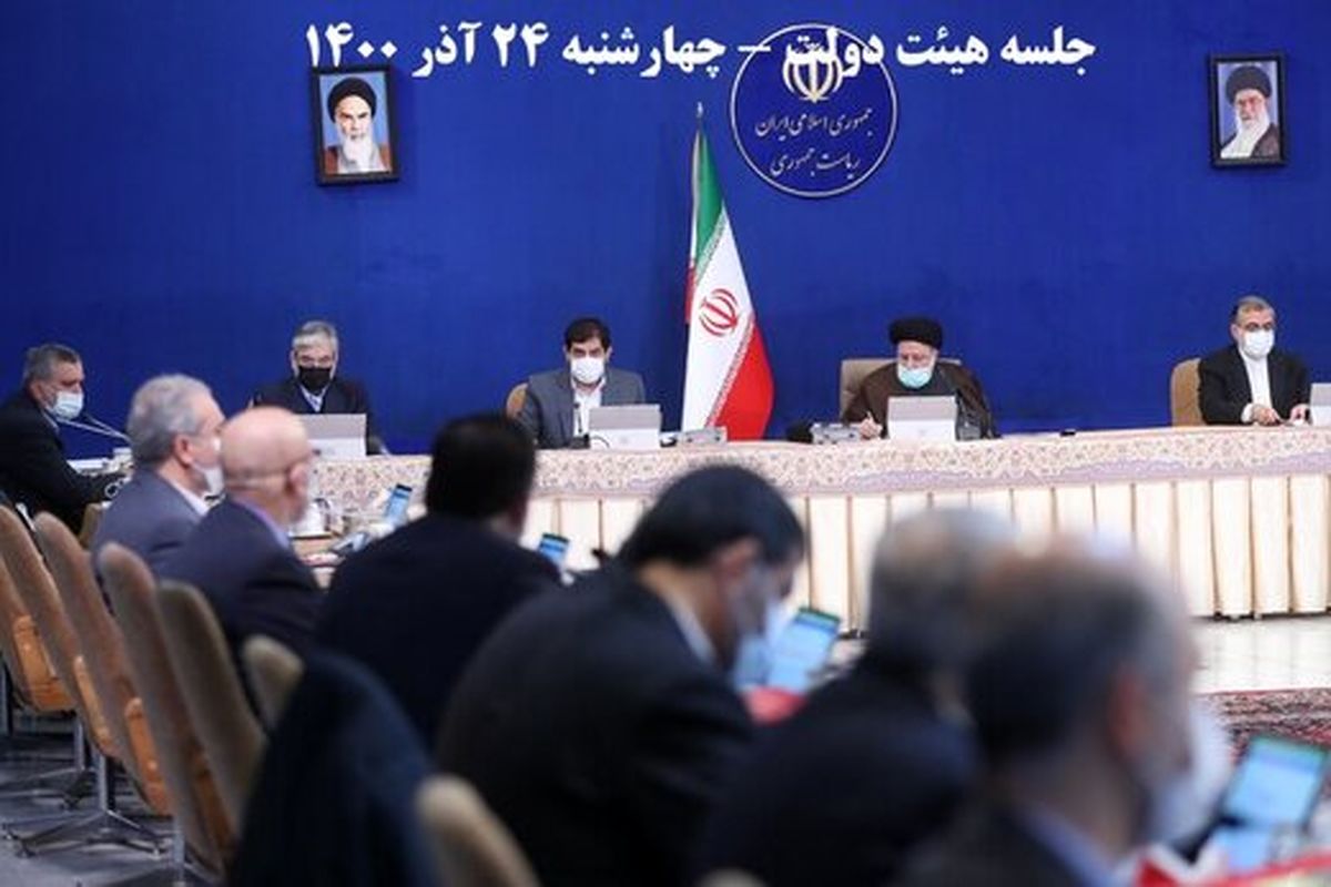 پیام اکثر انتصابات دولت رئیسی این است که برای پست گرفتن نه سواد مهم است نه تخصص