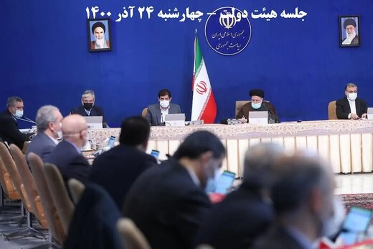 پیام اکثر انتصابات دولت رئیسی این است که برای پست گرفتن نه سواد مهم است نه تخصص

