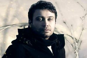 انتشار تصویر تازه از محسن چاوشی همزمان با قطعه «بامداد خمار»