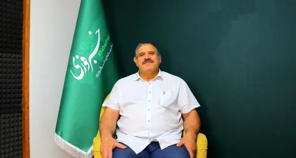 رفاقت دیرینه با منصور پورحیدری و ماجرای آن عکس جنجالی! | اول و آخر ورزش ایران، فقط کشتی است | گرفتار مال و اموال نیستم | واقعا بضاعت فوتبال ما همین است؟