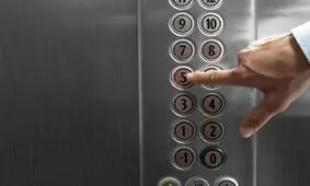 ترسناک‌ترین و جالب‌ترین آسانسور جهان / استفاده از این آسانسور دل شیر می‌خواهد / ویدئو 