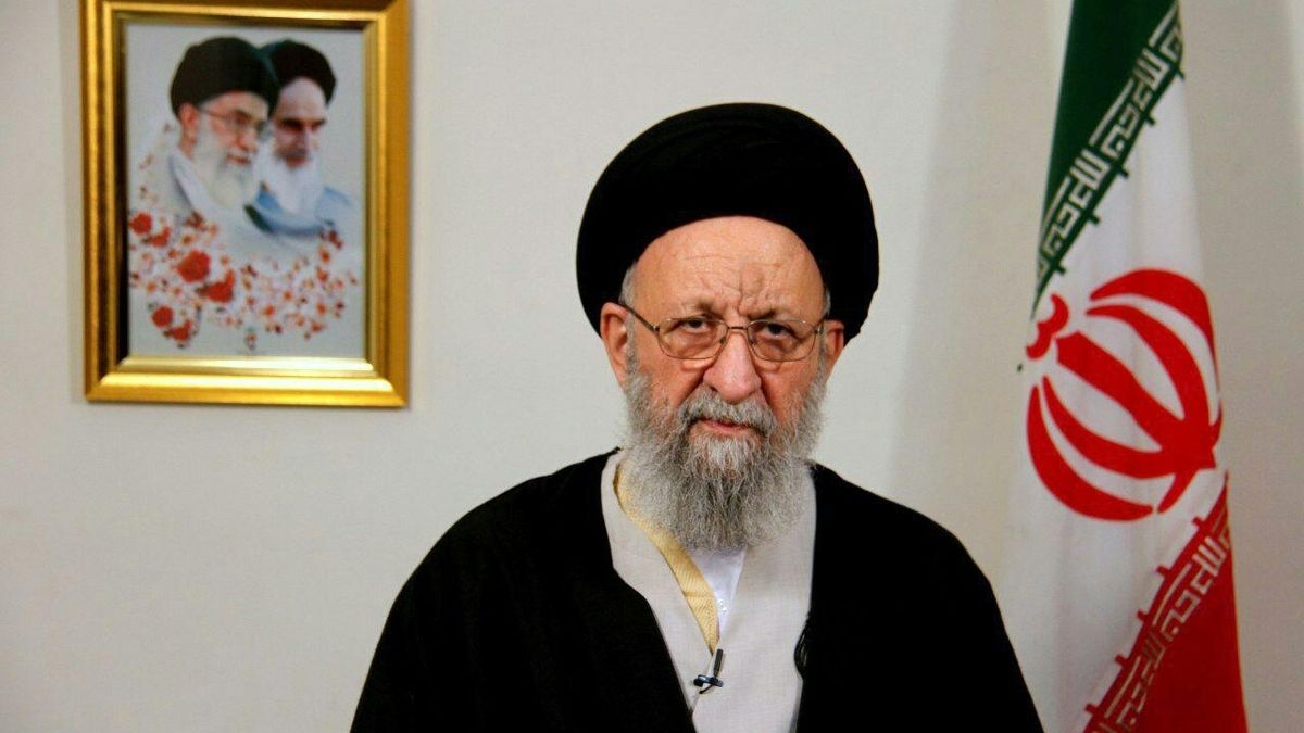 واکنش امام جمعه گرگان به ماجرای چای دبش/ آیت الله نورمفیدی: این چه بساط و چه فسادی است؟