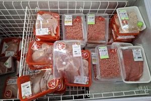 گوشت ارزان بی مشتری ماند