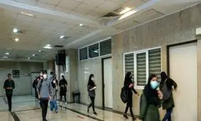 پوشیدن شلوار پاره مناسب محیط دانشگاه نیست