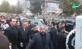 خروج پردردسر علی دایی از مراسم بزرگداشت اکبر عبدی