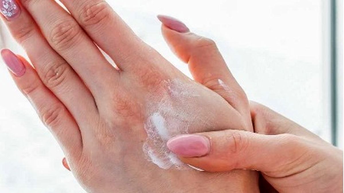 از بین بردن خشکی پوست دست با 5 راه ساده