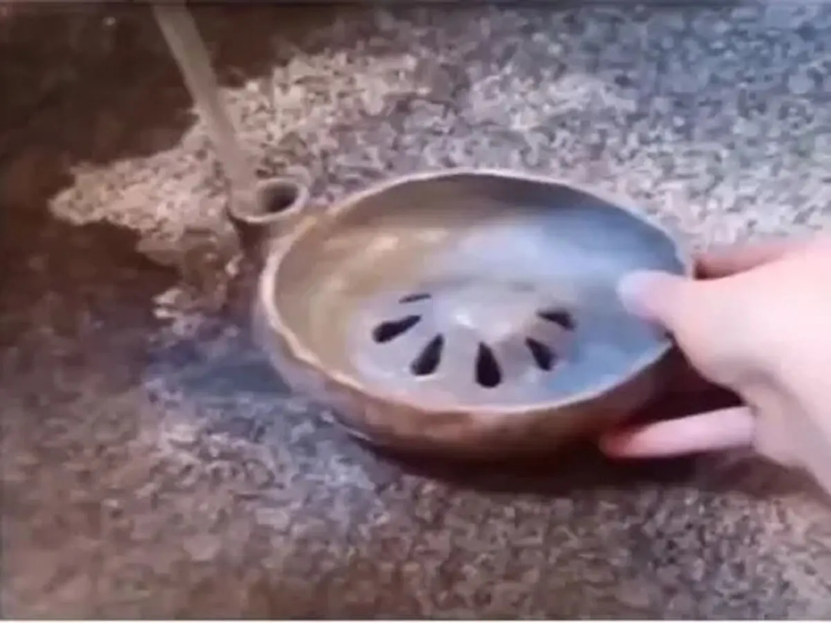 مهندسی شگفت‌انگیز در دل یک کاسه باستانی/ ویدئو