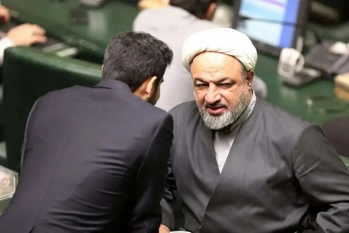 حمید رسایی و نسخه جدید توهین؛ عذرخواهی از الاغ، اصرار بر توهین به مسئولان

