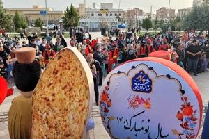 استقبال بی نظیر شهروندان از کارناوال نوروزی شهرداری پرند