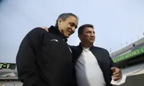  ایرادم این است که با دلال نمی‌بندم/ هرکسی بخواهد در این مملکت خدمت کند، او را می‌زنند