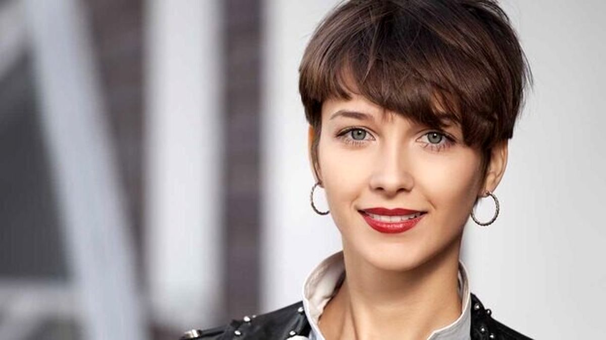 چگونه با آرایش جوان شویم؟
