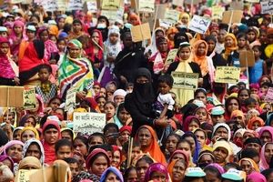اعتراضات در هند در پی اجرای قانونی علیه مسلمانان/ ویدئو