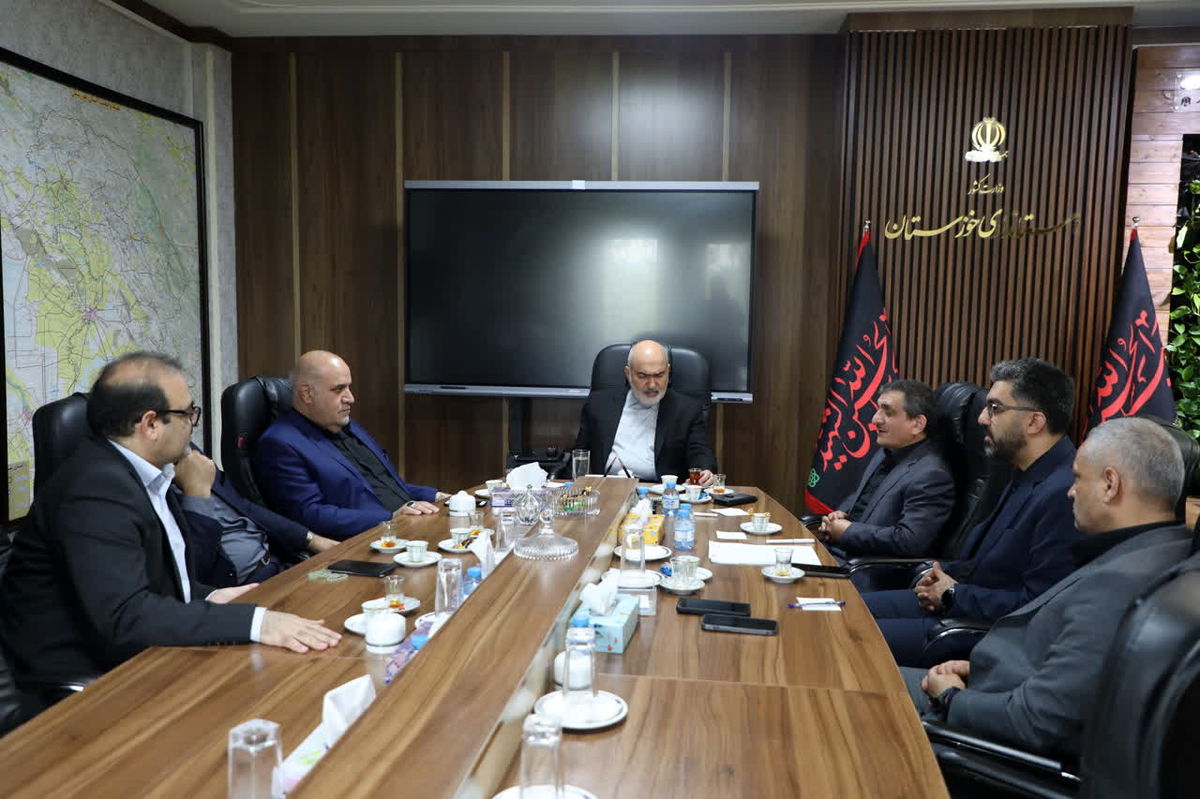 گسترش روابط تجاری با عراق در کانون گفتوگوی مدیرعامل منطقه آزاد اروند و استاندار خوزستان