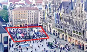 همه زور شاهزاده همین نمایش 50 نفره در مونیخ بود؟

