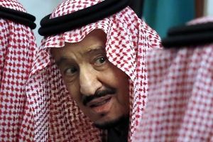 پادشاه عربستان: ایران با آژانس بین‌المللی انرژی اتمی همکاری کامل داشته باشد