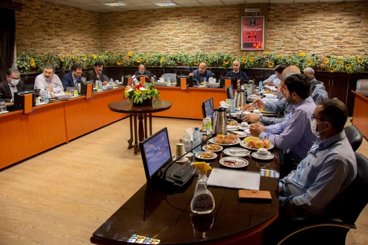 در صنعت نیشکر باید کار جهادی کرد/ فرصت سرمایه‌گذاری در صنایع پایین دستی  مهیاست/ علی‌رغم همه شرایط سخت، سودآوری و دستاوردهای صنعت نیشکر کم‌نظیر است