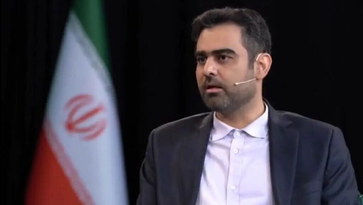 واکنش امیرحسین ثابتی به عیادت پزشکیان از خاتمی