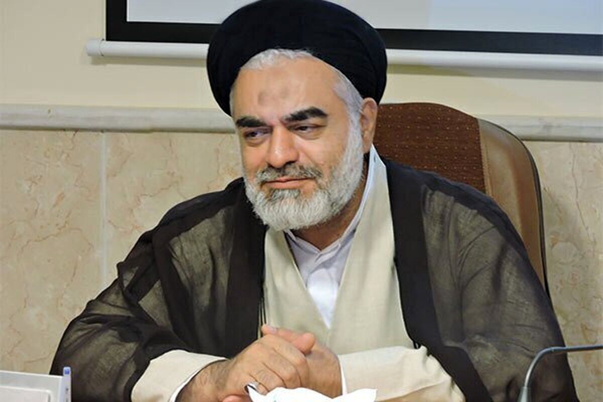 حجاب در ملأعام برای همه لازم است حتی غیرمسلمانها