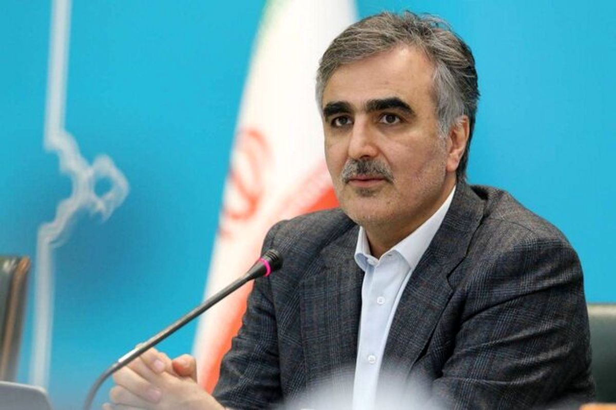 به زودی دلار از مبادلات سیاحتی با کشورهای منطقه حذف میشود