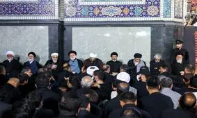 تصاویری از سومین شب آیین بزرگداشت رهبر شهید از طرف رهبر انقلاب در حرم مطهر رضوی