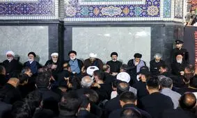 تصاویری از سومین شب آیین بزرگداشت رهبر شهید از طرف رهبر انقلاب در حرم مطهر رضوی